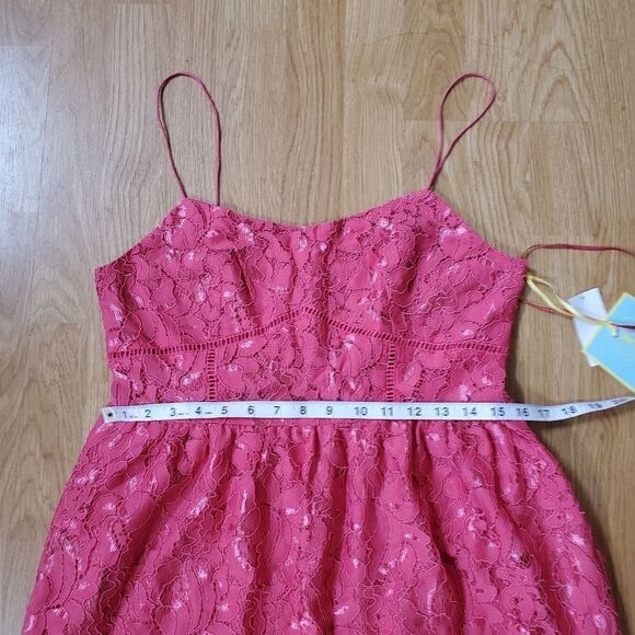 CeCe Aurora Lace Midi Dress - Picture 10 of 13